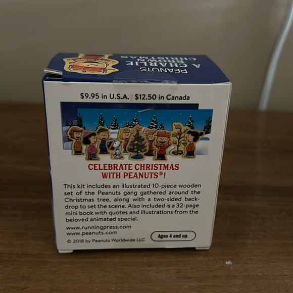 Charlie Brown Christmas display - Picture 2 of 9